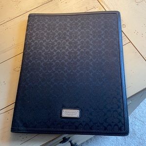 Coach Padfolio